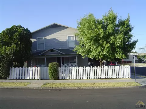 300 Warren St, Taft, CA 93268 photo 1