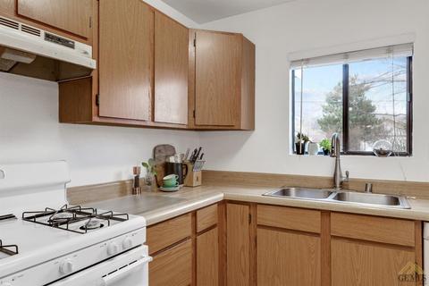 17021 Bold Venture Dr, Tehachapi, CA 93561 photo 10