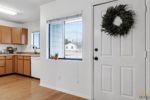 17021 Bold Venture Dr, Tehachapi, CA 93561 photo 4