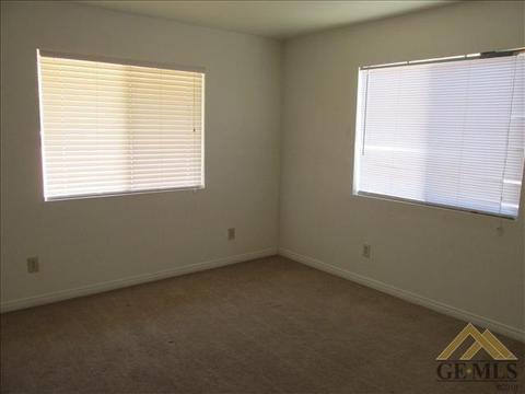 800 S Mill St, Tehachapi, CA 93561 photo 6