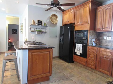 532 D St, Taft, CA 93268 photo 12