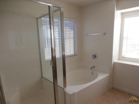 6324 Declaration Way, Bakersfield, CA 93313 photo 20