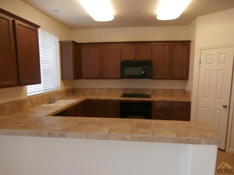 6324 Declaration Way, Bakersfield, CA 93313 photo 5