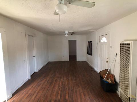 209 Naylor Ave, Taft, CA 93268 photo 7