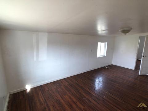 209 Naylor Ave, Taft, CA 93268 photo 17