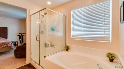 15804 Cusano Pl, Bakersfield, CA 93314 photo 13