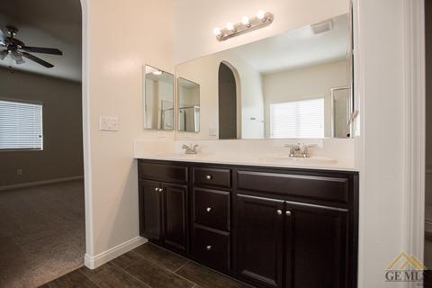 2007 Mcintosh Way, Bakersfield, CA 93312 photo 5