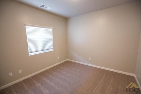 2007 Mcintosh Way, Bakersfield, CA 93312 photo 13