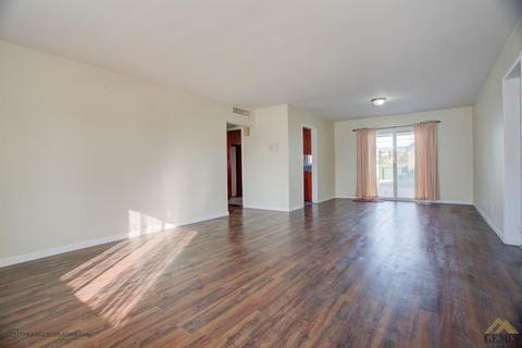 430 Campus Dr, Arvin, CA 93203 photo 5