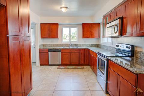 430 Campus Dr, Arvin, CA 93203 photo 12