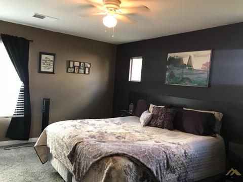 5614 Thorner St, Bakersfield, CA 93306 photo 9
