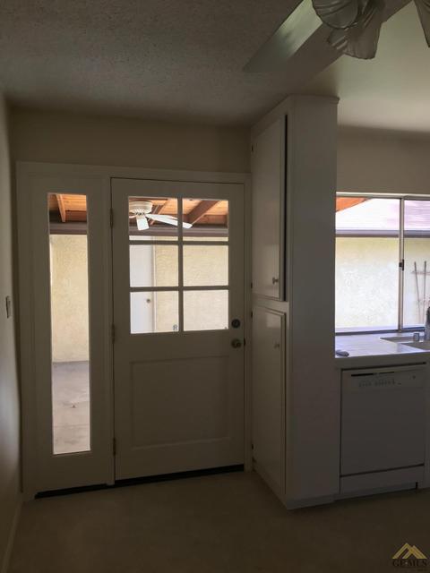 310 Calvin St, Taft, CA 93268 photo 6