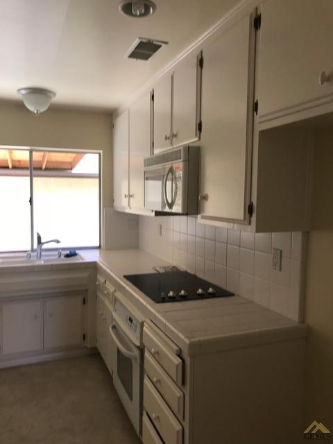 310 Calvin St, Taft, CA 93268 photo 7