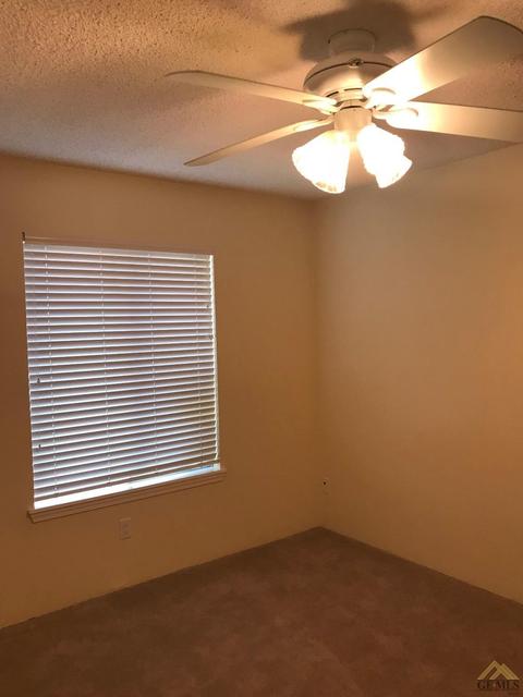 310 Calvin St, Taft, CA 93268 photo 13
