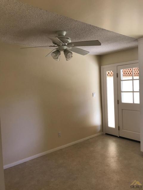 310 Calvin St, Taft, CA 93268 photo 5