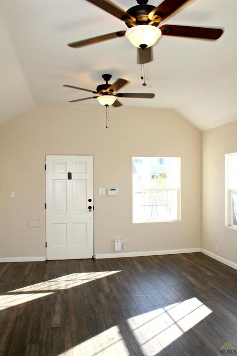630 D St, Taft, CA 93268 photo 6