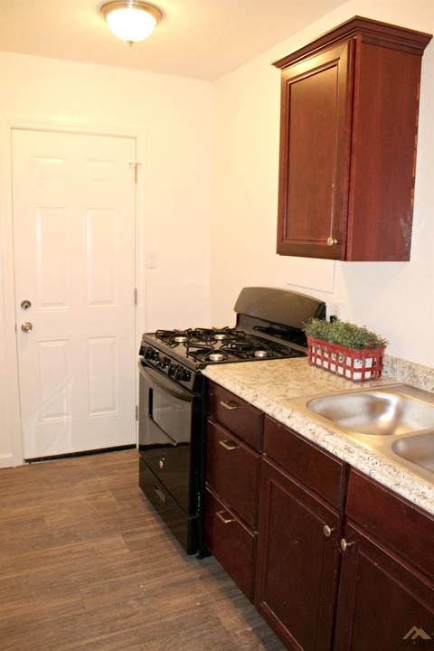 630 D St, Taft, CA 93268 photo 27