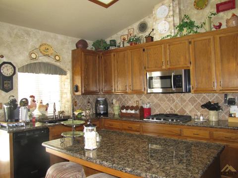 3315 Bathurst Ave, Bakersfield, CA 93313 photo 10