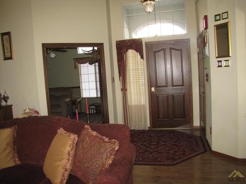 3315 Bathurst Ave, Bakersfield, CA 93313 photo 3