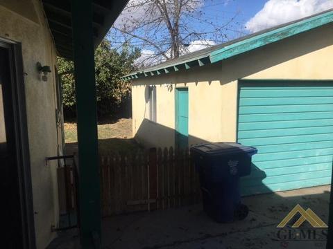 1006 3rd St, Bakersfield, CA 93304 photo 8