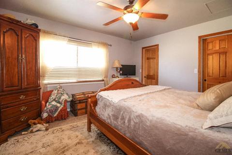 24080 Martingale Way, Tehachapi, CA 93561 photo 17