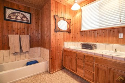 24080 Martingale Way, Tehachapi, CA 93561 photo 19