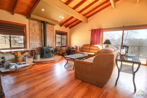 24080 Martingale Way, Tehachapi, CA 93561 photo 5