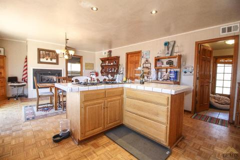24080 Martingale Way, Tehachapi, CA 93561 photo 10