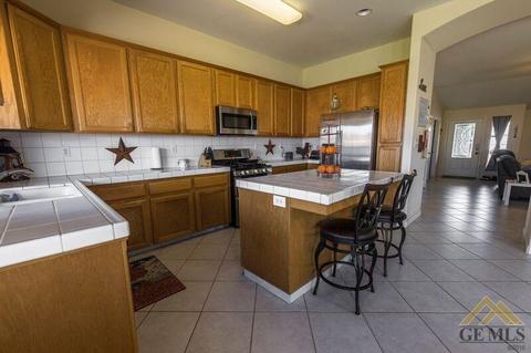 414 Via Sol, Bakersfield, CA 93314 photo 9