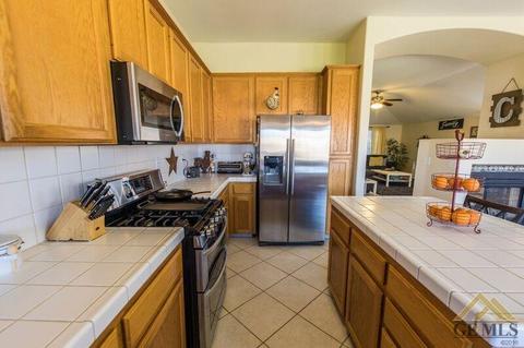 414 Via Sol, Bakersfield, CA 93314 photo 10