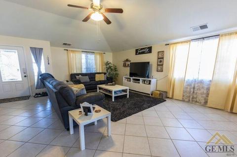 414 Via Sol, Bakersfield, CA 93314 photo 3