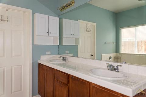 12503 Stablegate Dr, Bakersfield, CA 93312 photo 30