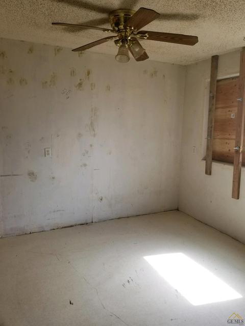 608 Buchanan St, Taft, CA 93268 photo 6