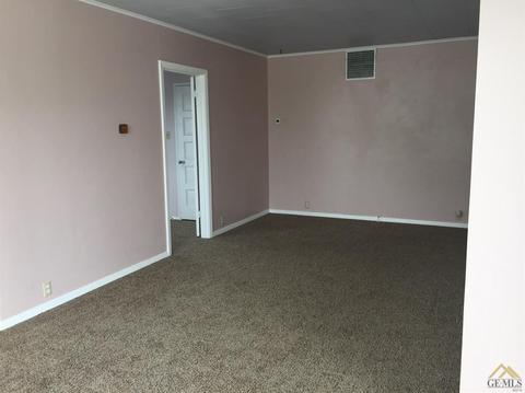325 D St, Taft, CA 93268 photo 8