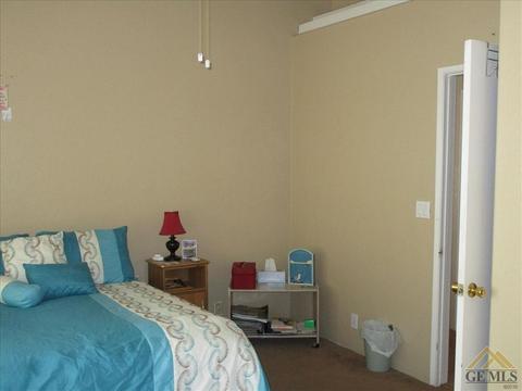 18240 Basil Dr, Tehachapi, CA 93561 photo 15