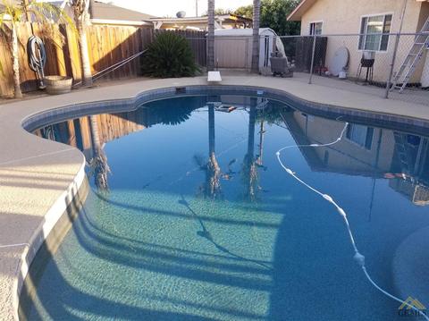2216 Walton Ave, Sanger, CA 93657 photo 2