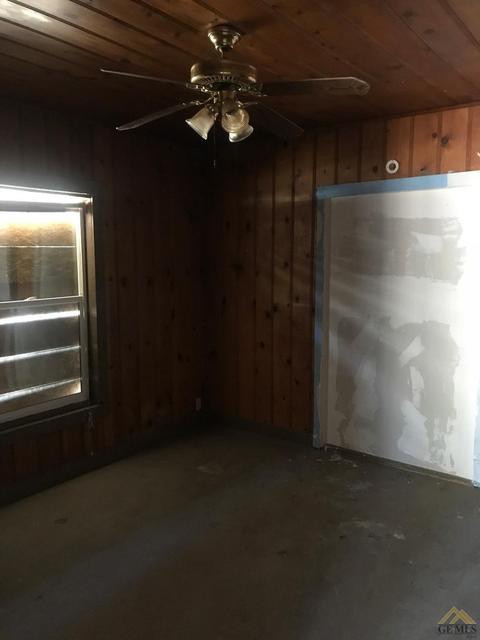 406 Monroe St, Taft, CA 93268 photo 8