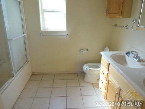 207 Pierce St, Taft, CA 93268 photo 16