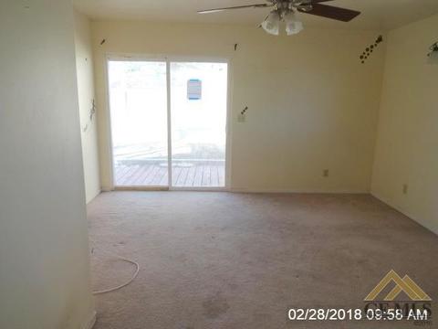 207 Pierce St, Taft, CA 93268 photo 15