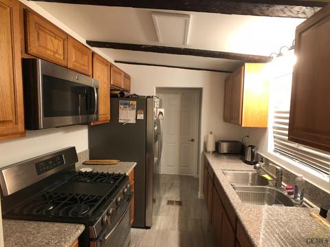 504 Harding Ave, Taft, CA 93268 photo 9