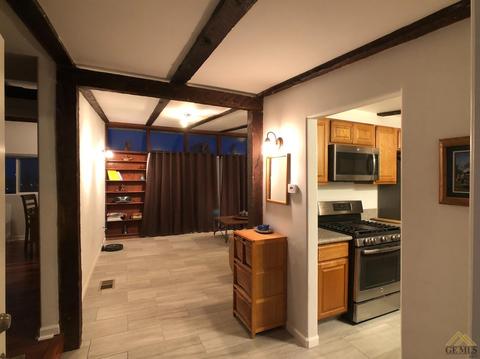 504 Harding Ave, Taft, CA 93268 photo 4