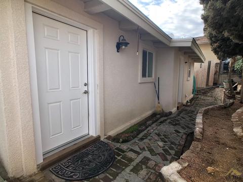 504 Harding Ave, Taft, CA 93268 photo 1
