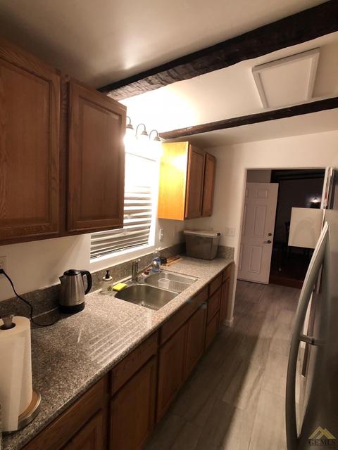 504 Harding Ave, Taft, CA 93268 photo 10