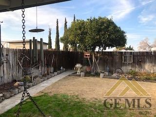 208 Pilgrim Ave, Taft, CA 93268 photo 16