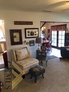 208 Pilgrim Ave, Taft, CA 93268 photo 4