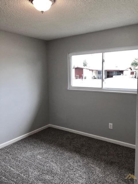 2417 Sunset St, Wasco, CA 93280 photo 18