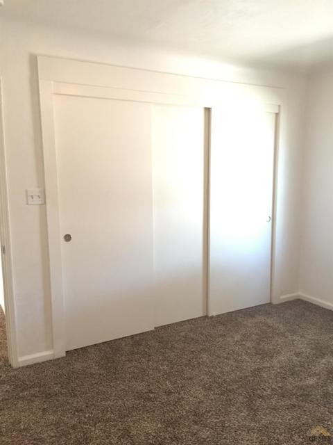 26024 Orange St, Taft, CA 93268 photo 13