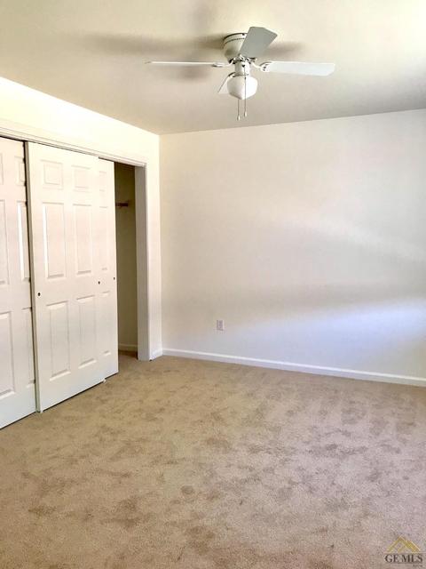 9018 Chattaroy St, Bakersfield, CA 93312 photo 15