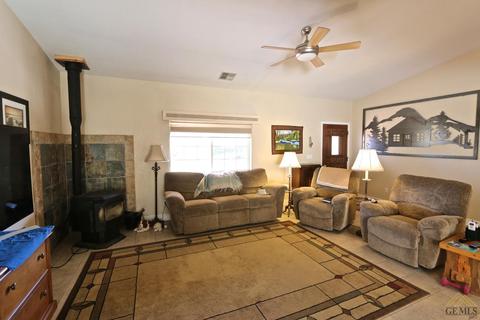 17751 Alps Dr, Tehachapi, CA 93561 photo 7
