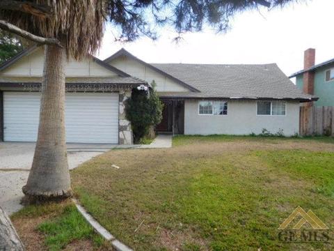 2409 9th St, Wasco, CA 93280 photo 1